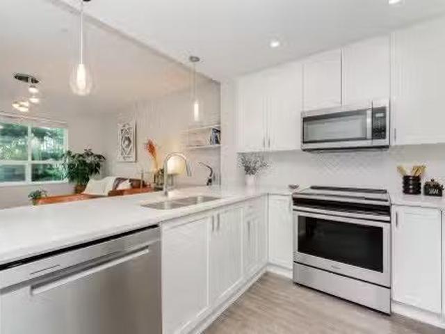3223 2180 Kelly Avenue, Port Coquitlam, BC, V3C 0S4 Single F.