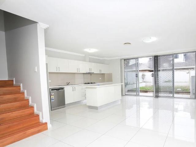 3/22 24 Water Street, Wentworthville, NSW 2145 Townhouse for Rent Ray White Merrylands