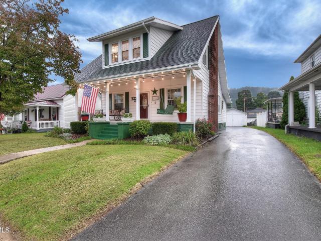 322 Carolina Avenue