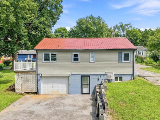 322 Gilbert Street