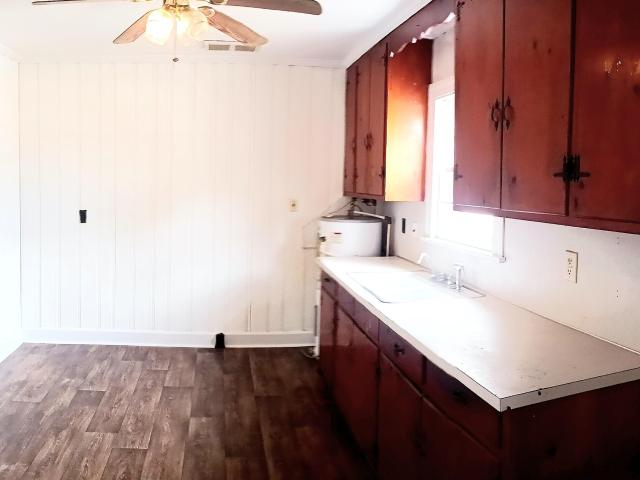 322 Jefferson Street W