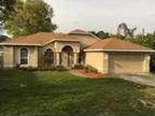 3/2/2 Located in Spring Hill!