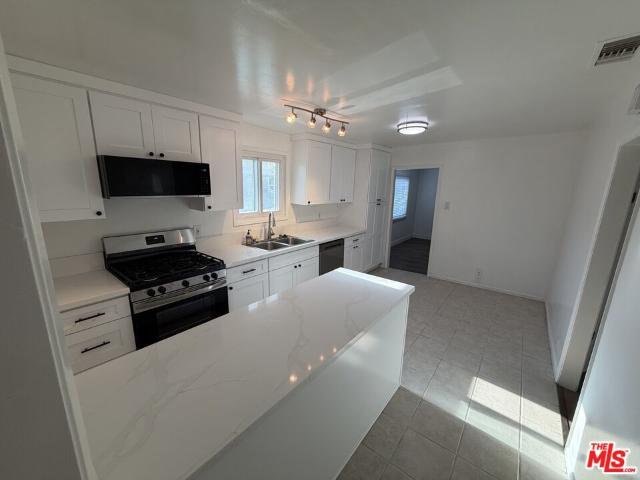 322 Magnolia Ave, Inglewood, US, CA