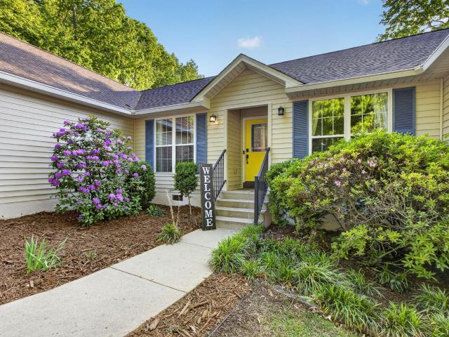 322 Shorecrest Drive