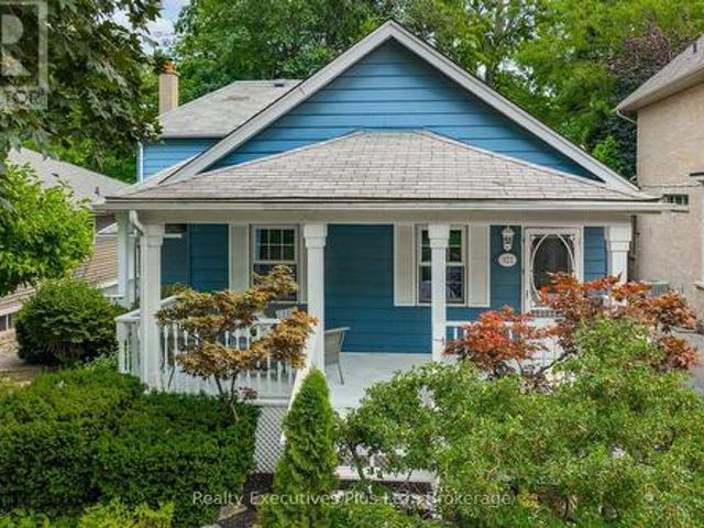 322 Pine Avenue, Oakville Oo Old Oakville, ON, L6J 2J9 house for sale | Listing ID W13609 | Royal LePage