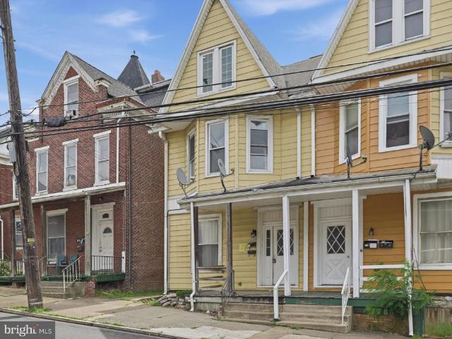 322 Pine Street