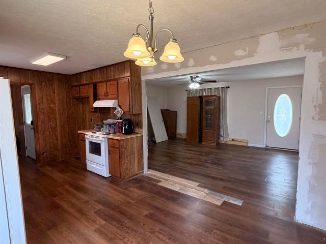322 robin dr