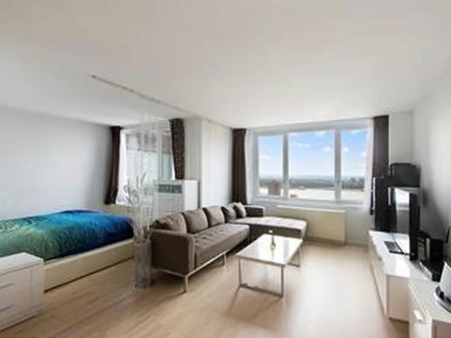 322 West 57th Street, New York, NY