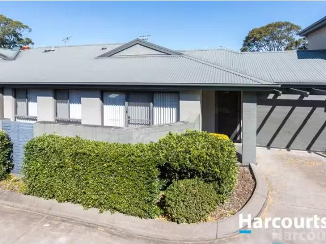 32/346 348 Pacific Highway, Belmont North Townhouse for rent.