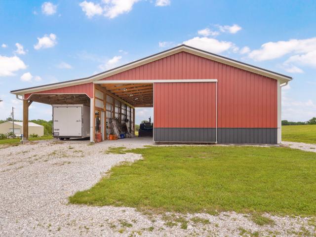3235 S Farm Road 227