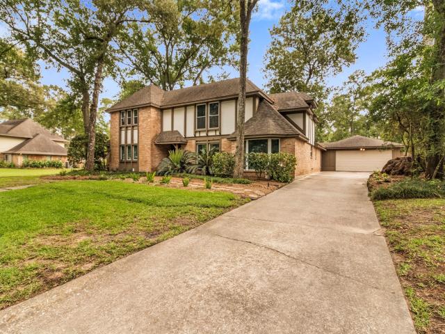 3238 Redwood Lodge Dr Drive