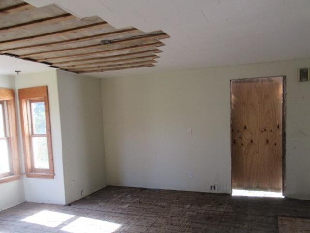 32300 White St, Kirkland, IL 60146 | MLS #12671