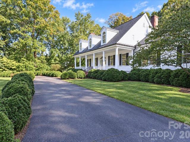 3230 Broadmoor Drive