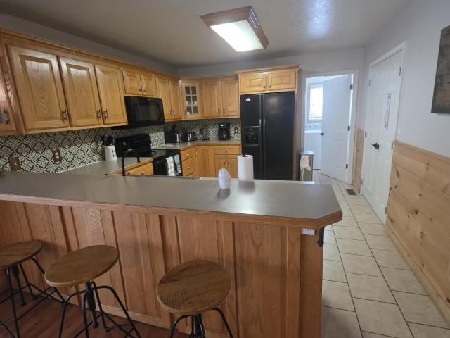 3230 Cove Creek Way