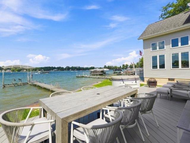 3230 W Shady Side Road