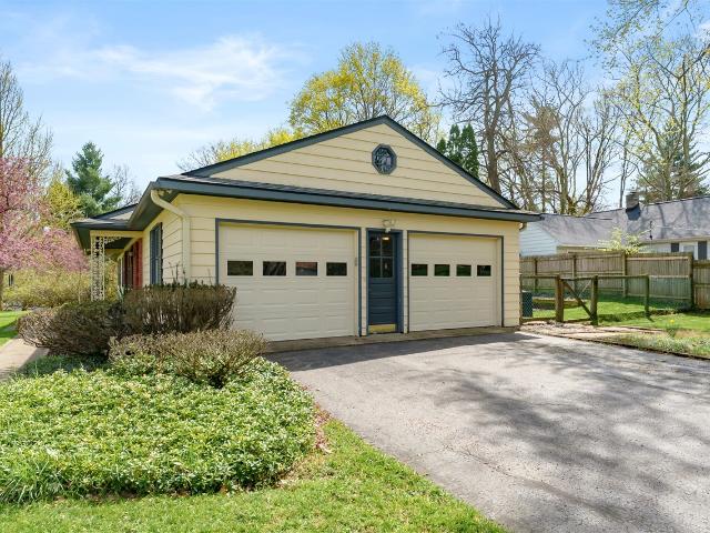 3231 Magnolia Circle