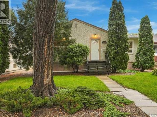 3231 Robinson Street, Regina, SK, S4S 1V8 house for sale | Listing ID SK048404 | Royal LePage