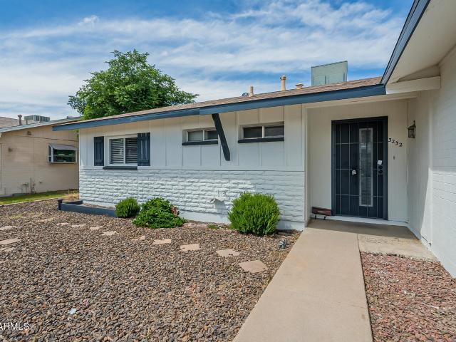 3232 e emile zola avenue