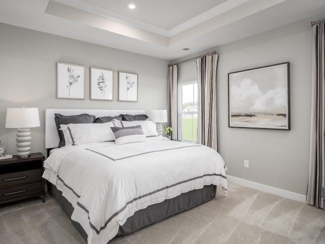 3232 Paddock Park