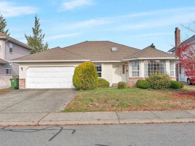 32337 Nakusp Drive, Abbotsford, BC, V2T 5C6 house for sale | Listing ID R3143 | Royal LePage