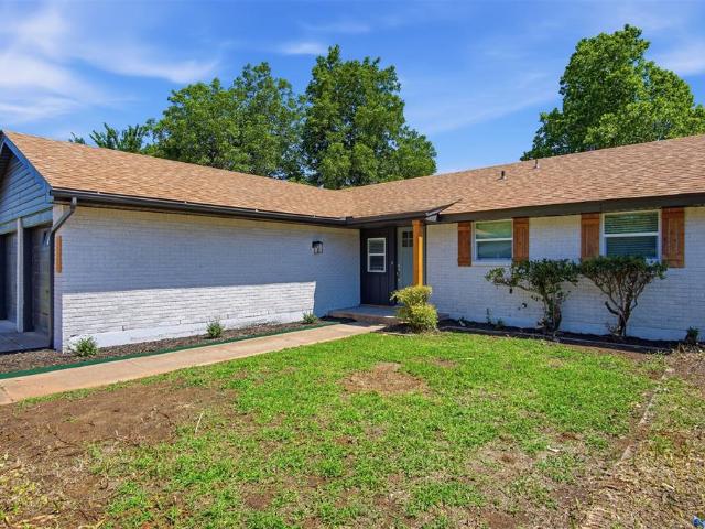 3233 Chetwood Drive