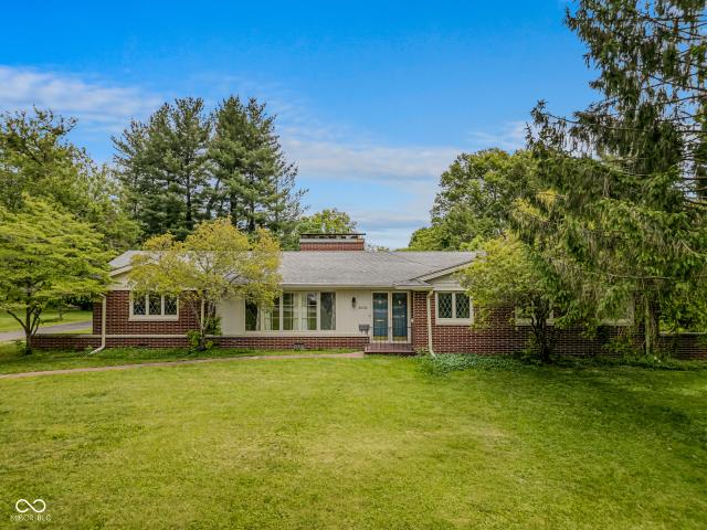 3233 Woodland Parkway