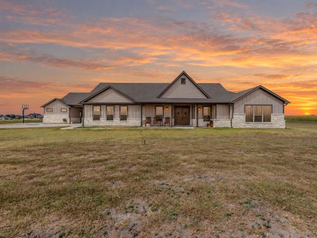 323 County Road 301