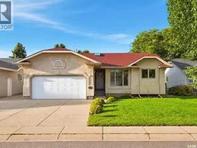 323 Garvie Road, Saskatoon, SK, S7S 1A3 house for sale List.