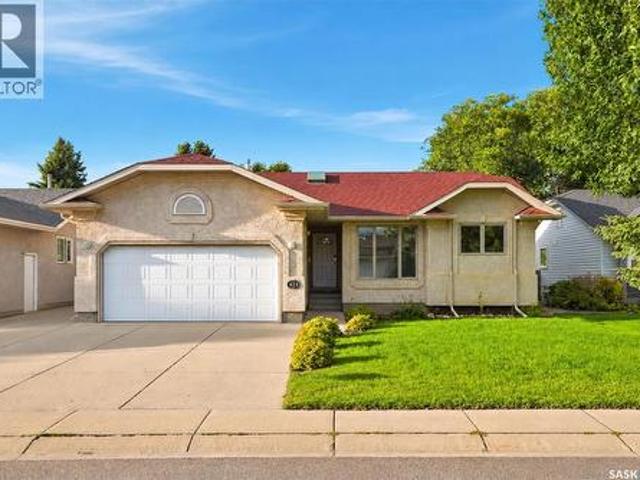 323 Garvie Road, Saskatoon, SK, S7S 1A3 house for sale | Listing ID SK048174 | Royal LePage