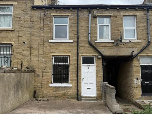 323 Girlington Road BD8, 2 bed terraced house to rent, £795 pcm | PrimeLocation