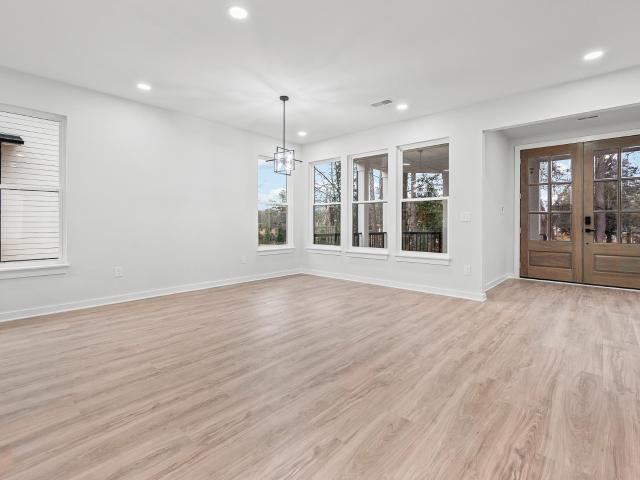 323 Hunts Bridge Road
