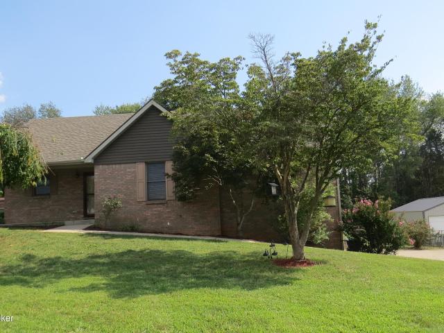 323 Oakview Dr