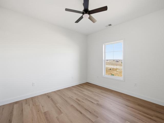 323 Mohegan Trail