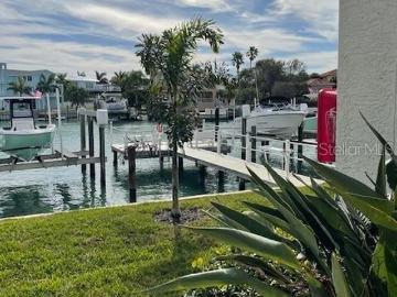 323 Madeira Cir, St. Petersburg, FL 33715 | MLS #O6404