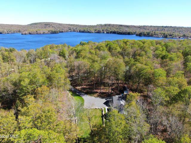 323 N Shore Rd Peck