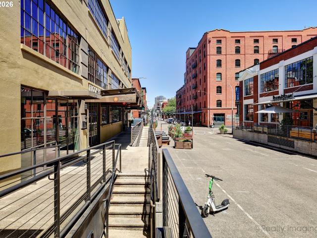323 NW 13TH AVE # 411