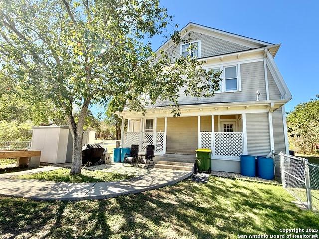 323 S 6Th