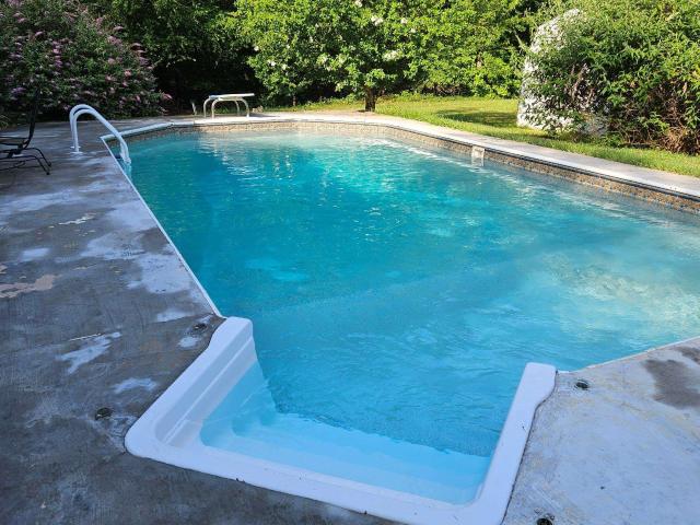 323 peaceful ln