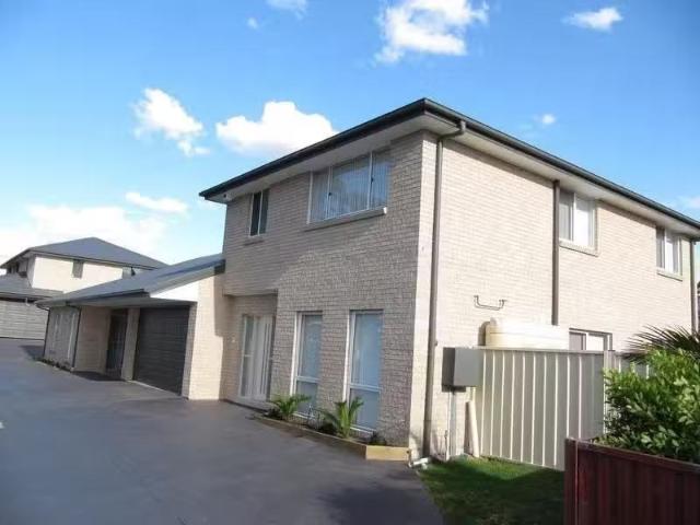 323A Elizabeth Drive, Mount Pritchard House for rent Listed b.