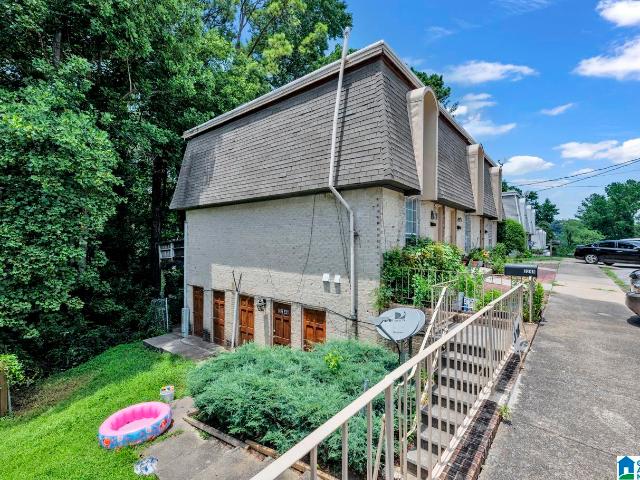 3246 Warringwood Drive