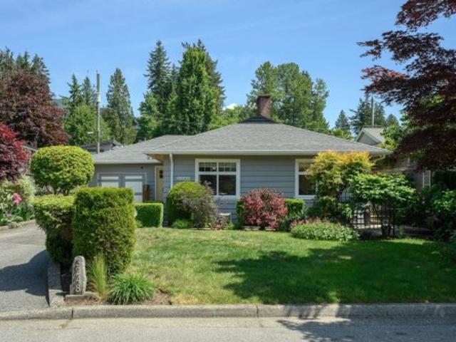 3248 Beverley Crescent, North Vancouver, BC, V7R 2W3 house for sale | Listing ID R3127 | Royal LePage