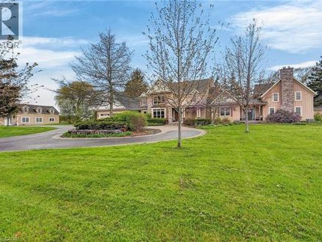 3248 21St Street, Vineland, ON, L0R 1S0 house for sale | Listing ID 40846 | Royal LePage