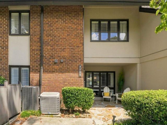 3249 Clairmont North NE