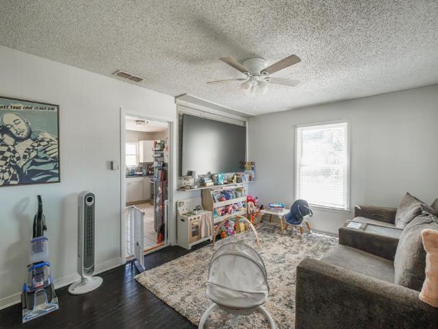 3249 S 4th Street