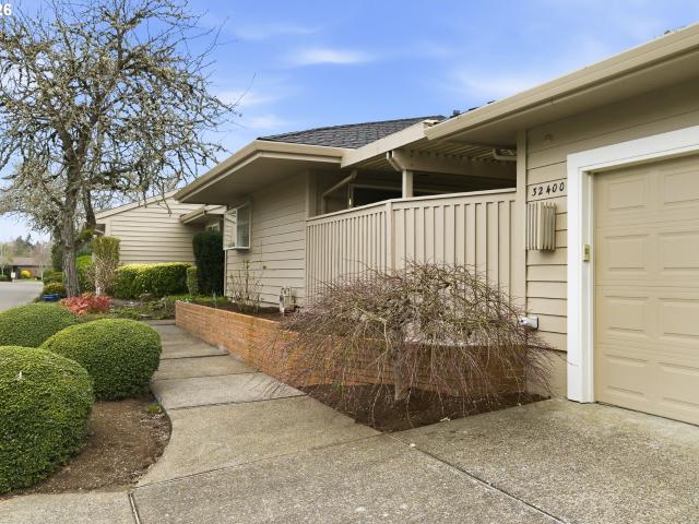 32400 sw arbor lake dr