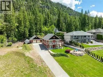 3240 Roncastle Road, Blind Bay, BC, V0E 1H1 house for sale.