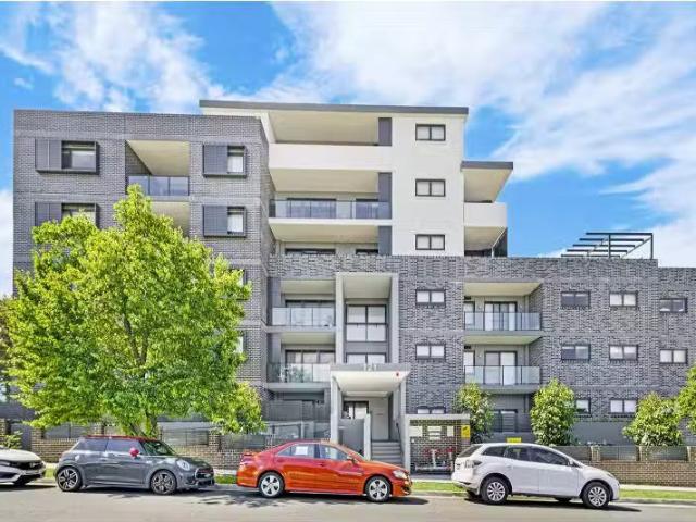 324/121 Arbutus Street, Canley Heights Apartment for rent Lis.