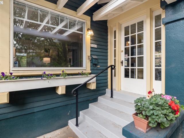 3243 NE 16TH AVE