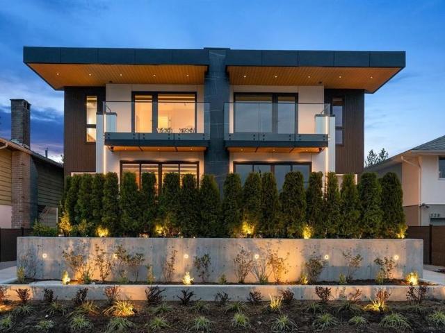 324 18th Street East condo — North Vancouver, BC 2 Bedroom 2 Bedroom