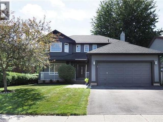 324 Cooper Street, Cambridge, ON, N3C 3X8 house for sale | Listing ID 40853 | Royal LePage